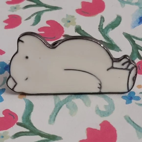 We Bare Bears Ice Bear Resting Enamel Pin - Picture 2 of 10